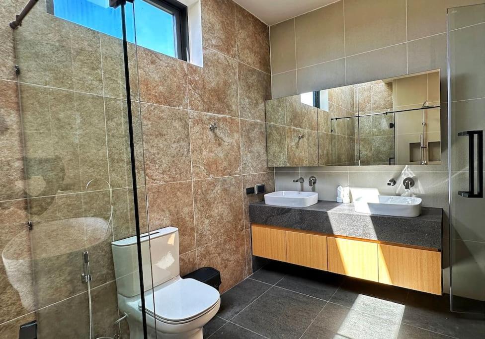 Villa Brand New Luxury Sea View 500m Sea V123 Phuket