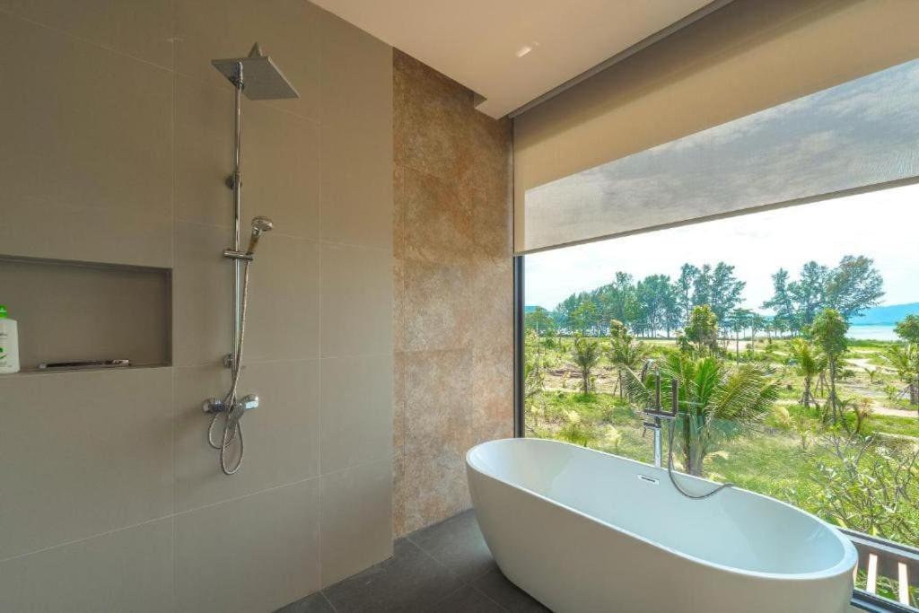 Brand New Luxury Sea View 500m Sea V123 * Phuket